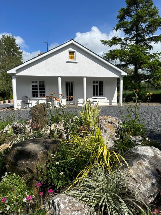 Balsoon Lodge Navan Bagian luar foto