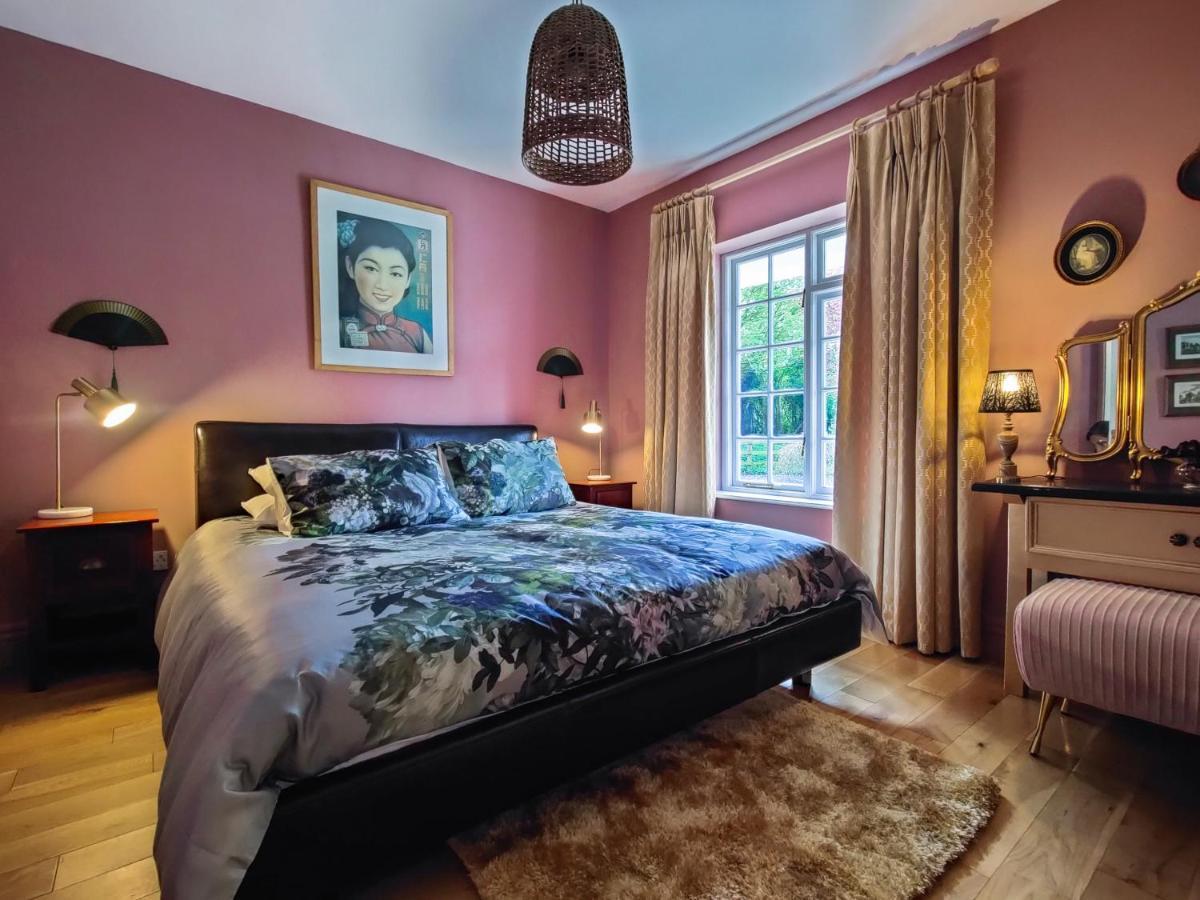 Balsoon Lodge Navan Bagian luar foto